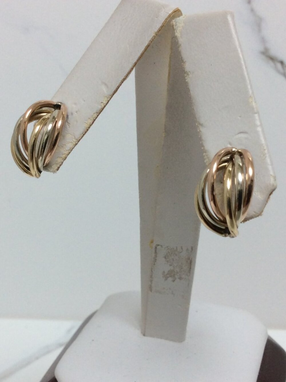 14K Tri-Color Real GOLD POLISHED shell Stud EARRINGS   1.50 GRAMS